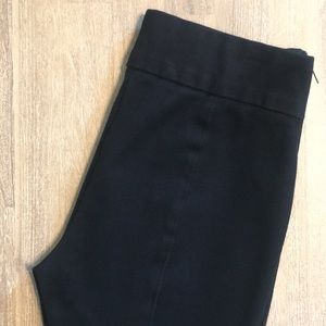 {GAP} Black Side-Zip Leggings